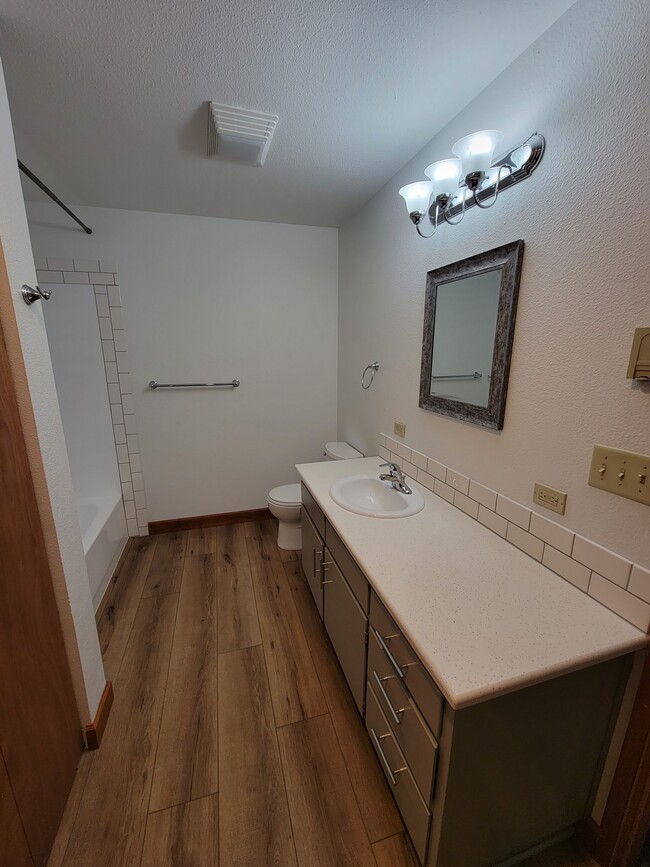 Foto del edificio - 2204 Assumption St