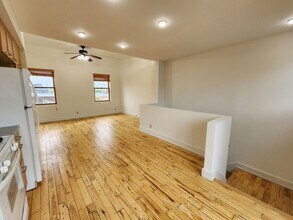 Building Photo - 2941 W Girard Ave