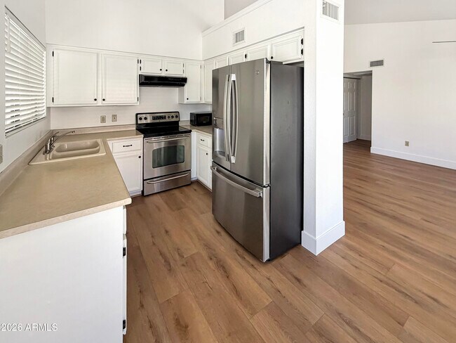 Foto del edificio - 14607 N Olympic Way