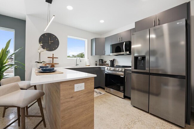 Foto del edificio - 4013 Peach Ln