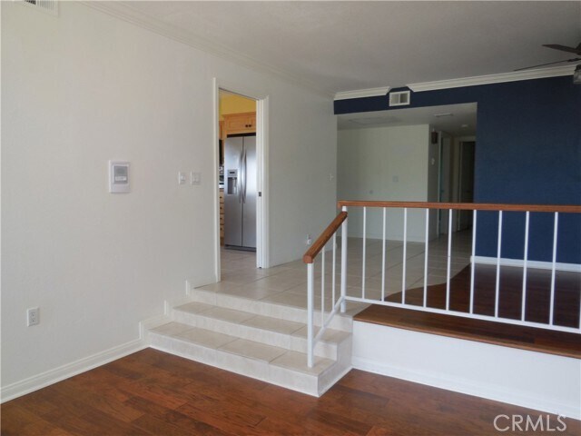 Building Photo - 124 Avenida Presidio