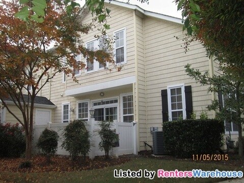 Building Photo - 1205 Grace Hill Dr