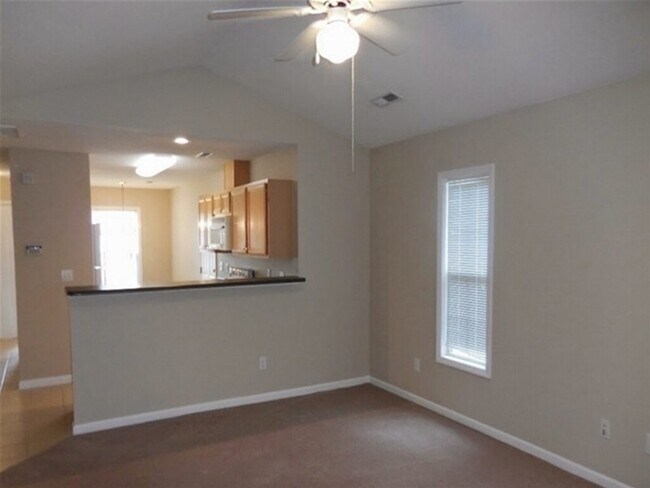 Building Photo - 5730 Regent Village Dr