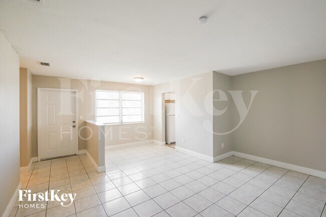 Foto del edificio - 2261 NW 172nd Terrace