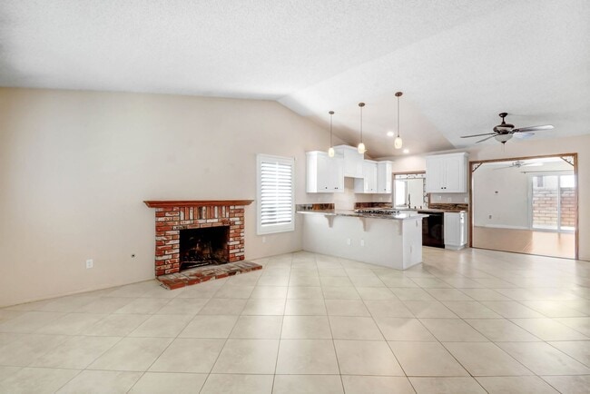 Building Photo - Single-family home located within the 'Eti...
