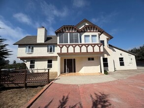 Building Photo - 1524 Los Osos Valley Rd