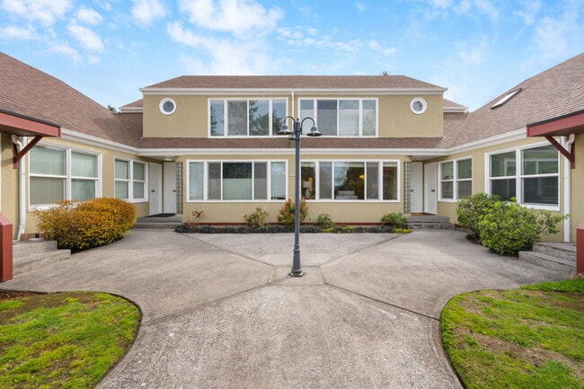 Foto del edificio - 2438 NE Killingsworth St.