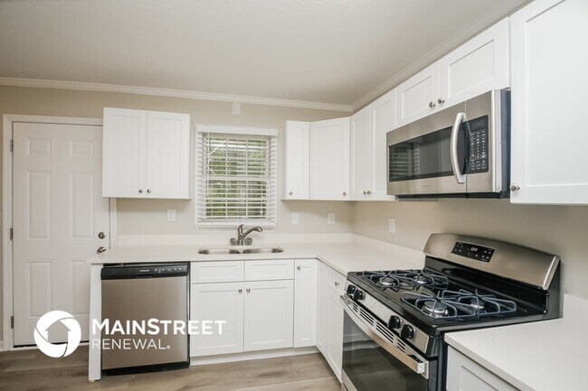 Foto del edificio - 2452 Clintwood Dr