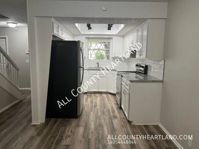 Foto del edificio - 6406 Galaxie Dr