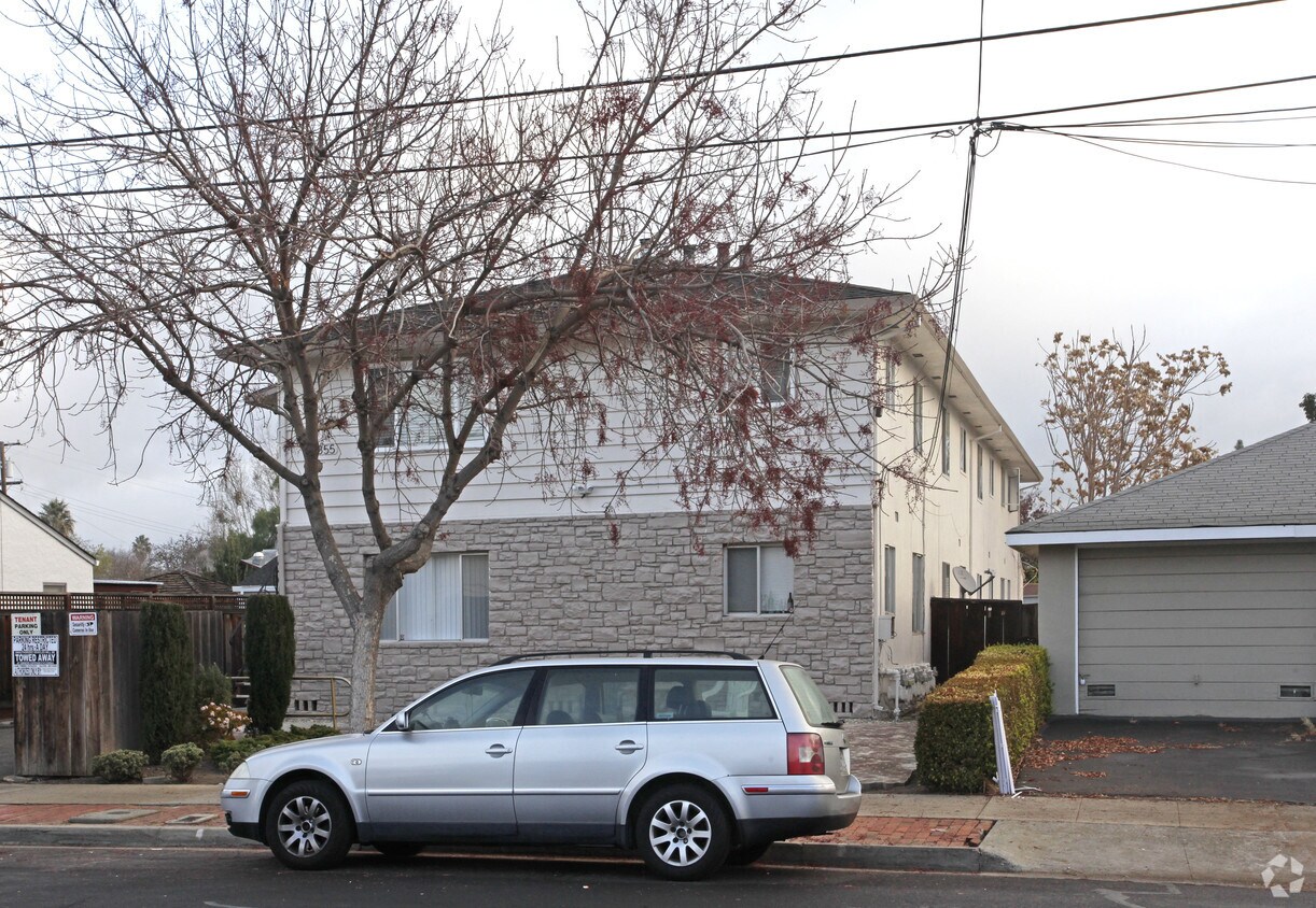 Foto del edificio - 1355 Jefferson St