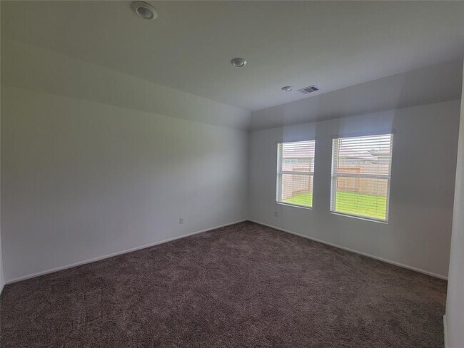 Building Photo - 5830 Dry Brush Pl
