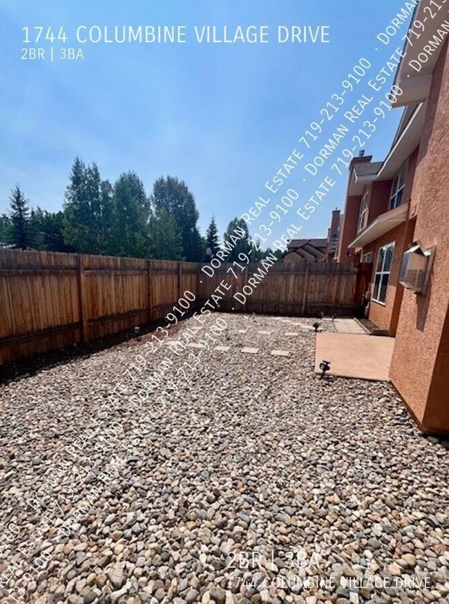 Building Photo - 1744 Columbine Village Dr