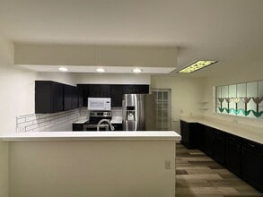 Building Photo - 217 Avenue E