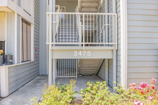 Building Photo - Top-Floor 2BR Condo for Rent – Gated Commu...