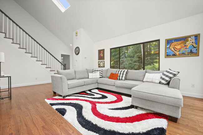 Foto del edificio - 60 Apple Tree Ln