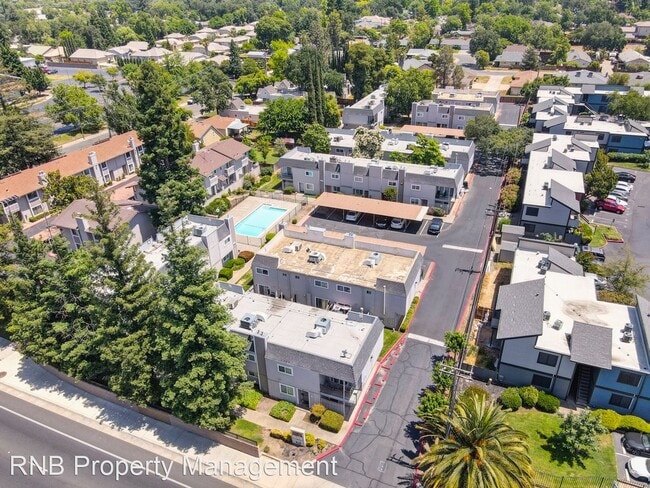 Building Photo - 2 br, 1.5 bath House - 7032 Fair Oaks Blvd...