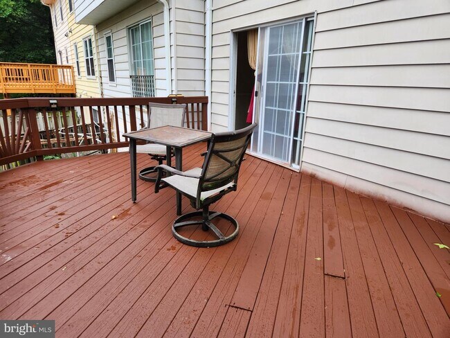 Building Photo - 10256 Fern Pool Ct