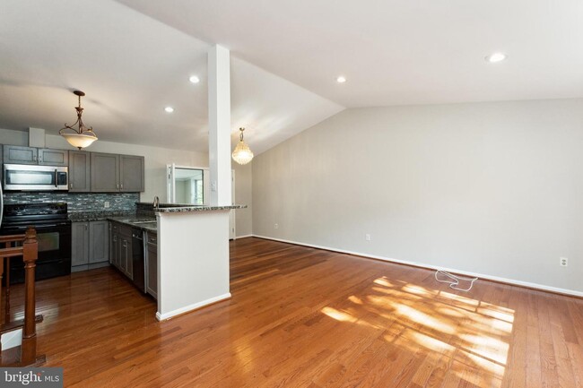 Foto del edificio - 9457 Glen Ridge Dr