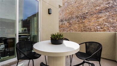 Building Photo - 11099 Socrates Rdg St