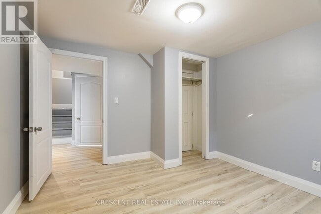 Building Photo - 3926 Midhurst Ln