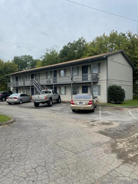 Foto principal - 731 20th St SE