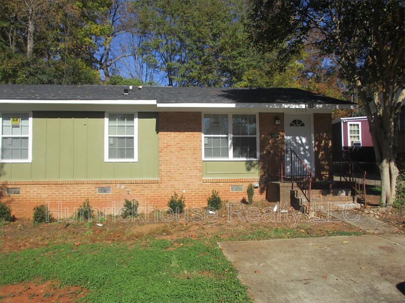 Foto principal - 1725 Longleaf Dr