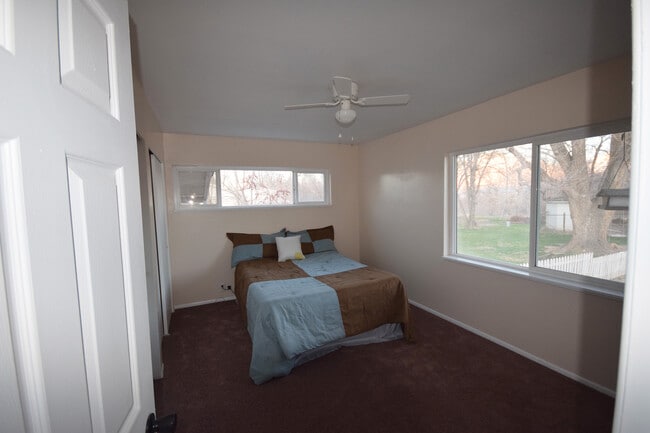 Building Photo - 14551 S Camp Williams Rd