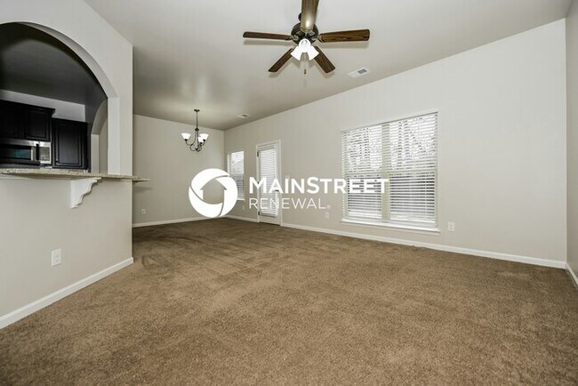 Building Photo - 4 Bedroom Pet-Friendly Home in MCDONOUGH, ...