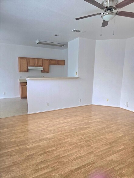 Photo - 2837 Southampton Way Unit A Apartment