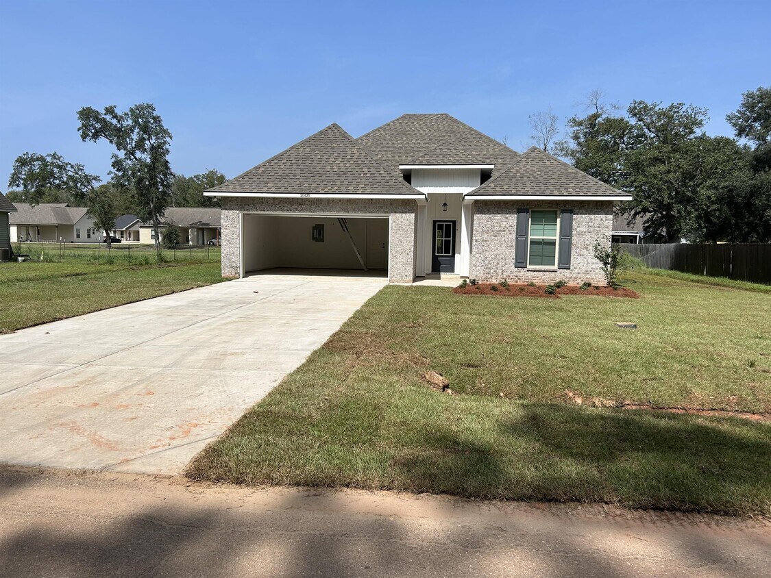 Primary Photo - 20425 Ridgelake Rd