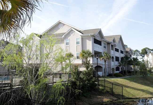 Building Photo - Bridgepointe at Myrtle Park