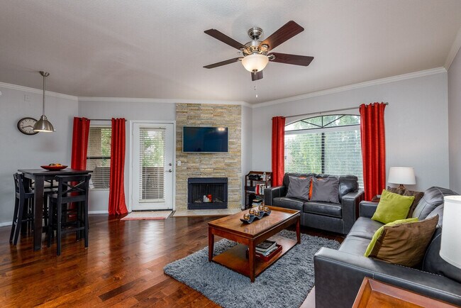 Foto del edificio - 15095 N Thompson Peak Pkwy