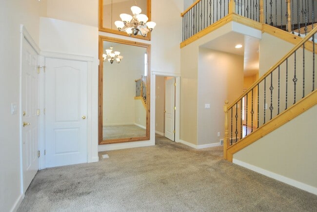 Building Photo - 1035 N 130 W
