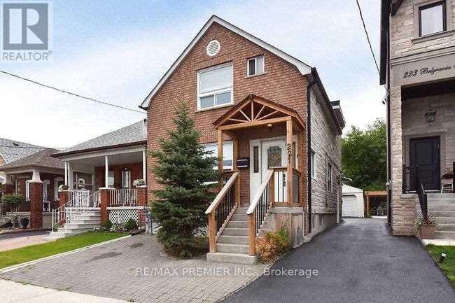 Building Photo - 221 Belgravia Ave