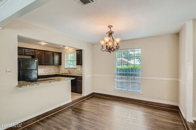 Building Photo - 3 br, 2 bath House - 413 Quintana UNIT