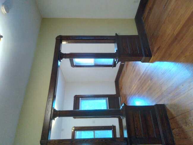 Foto del edificio - 2310 E 12th St