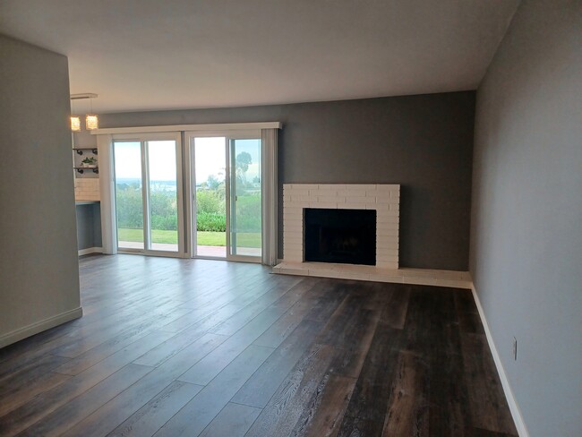 Foto del edificio - 3664 Clairemont Dr