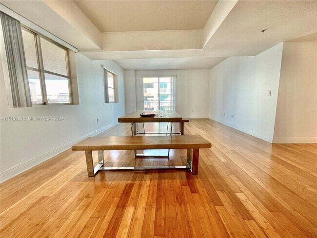 Building Photo - 7270 SW 89th St