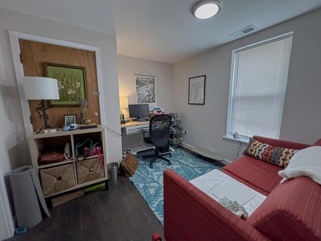 Foto del edificio - 1716 Mt Vernon St