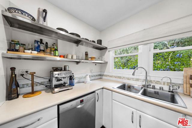 Foto del edificio - 2280 Mountain Oak Dr