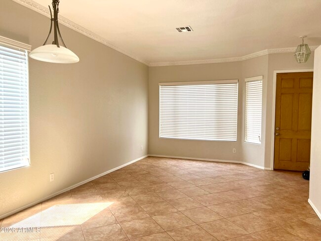 Building Photo - 407 W Helena Dr