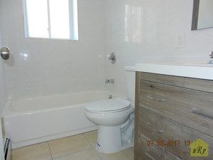 Foto del edificio - 556 E 86th St