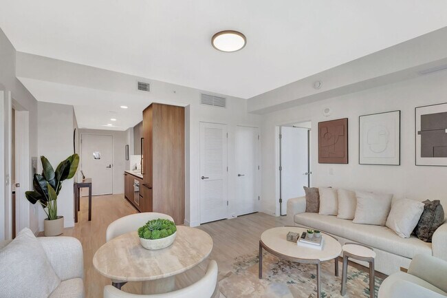 Foto del edificio - 580 72nd St
