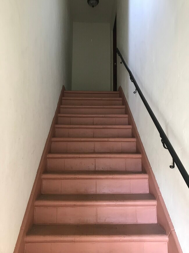 Foto del edificio - 8633 Hervey St
