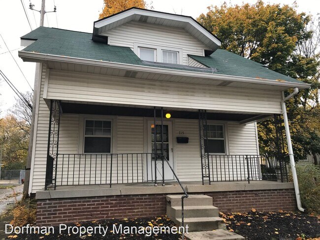 Foto del edificio - 2 br, 1.5 bath House - 715 E 50TH ST