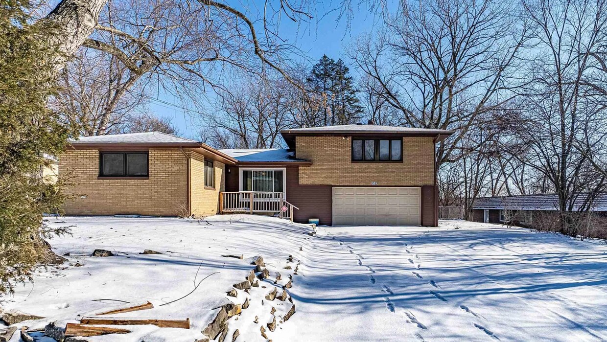 Foto principal - 1520 N Pierson Ave