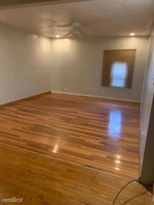 Foto del edificio - 3 br, 2 bath House - 6024 crooked creek drive