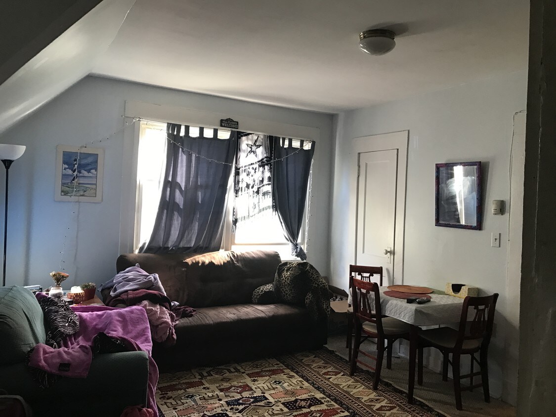 6 St, New Haven, CT 06515 Apartments in New Haven, CT