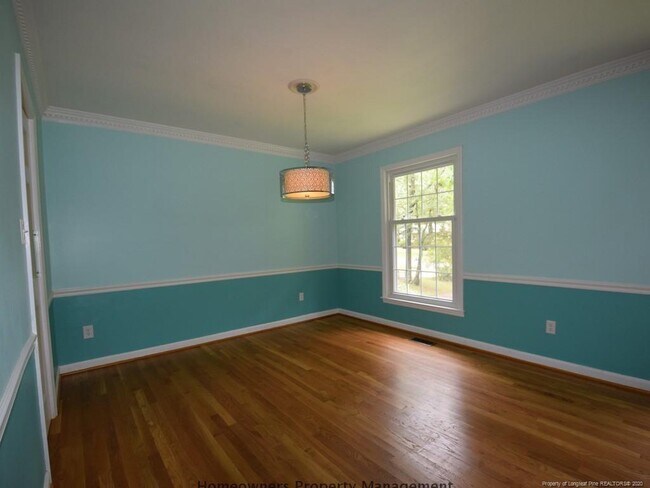 Building Photo - 611 Argyll Rd