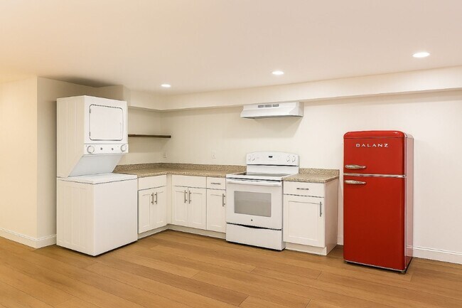 Foto del edificio - Spacious 5BR Townhome in Washington, DC